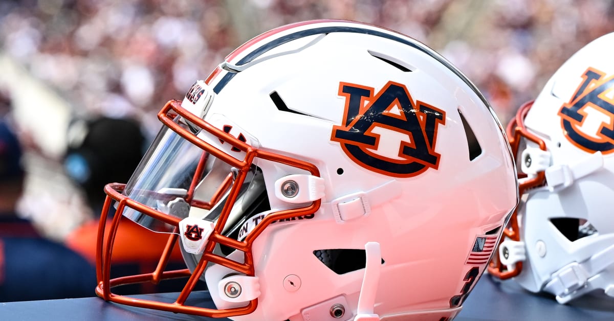 Auburn Tigers Football Recruiting: Foley High School Wide Receiver