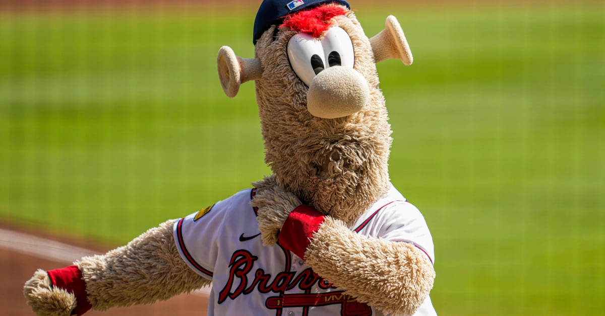 Braves Briefing Atlanta mascot Blooper gets called out by the Hawks