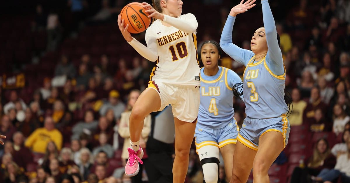 Dawn Plitzuweit era at Minnesota begins with dominant win Sports