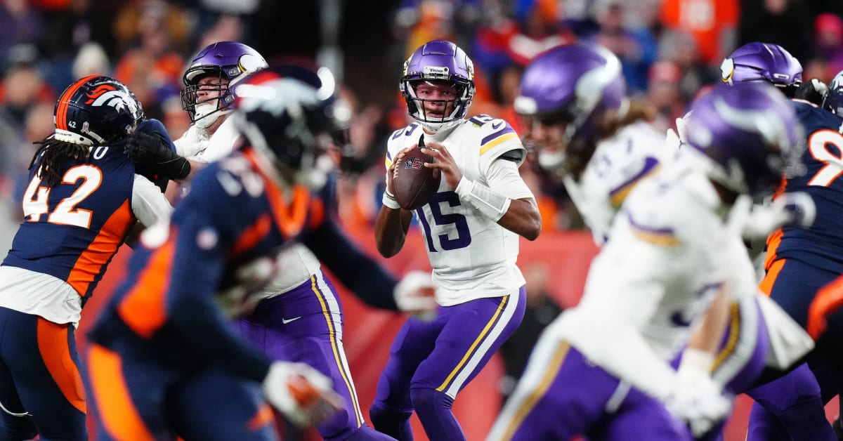 Russell Wilson strikes late as Vikings' magic runs out in Denver