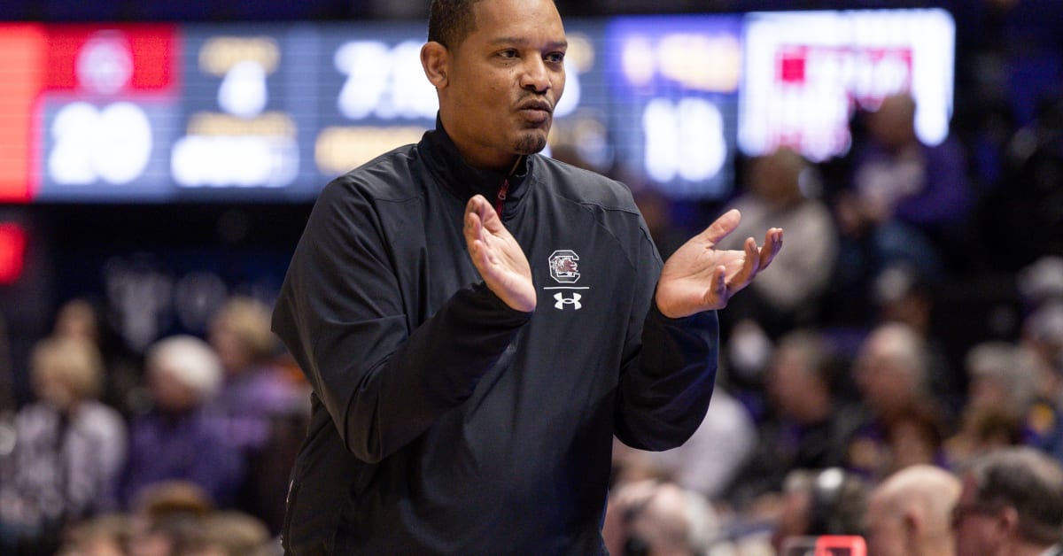 South Carolina Men's Basketball Commit Eli Ellis Puts On A Show In