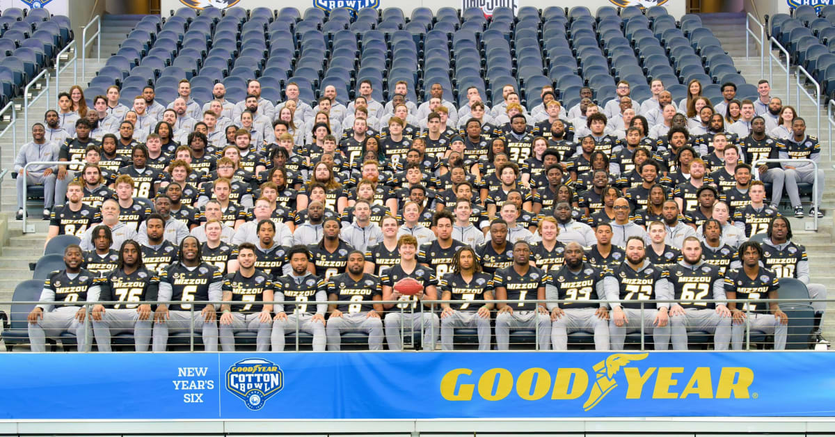 Cotton Bowl Picture Day; The Morning Buzz Thursday, Dec. 28, 2023