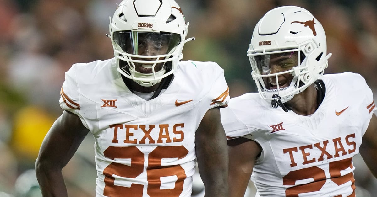 LOOK Texas Longhorns Fans Go Wild After Tre Wisner's Big Hit vs