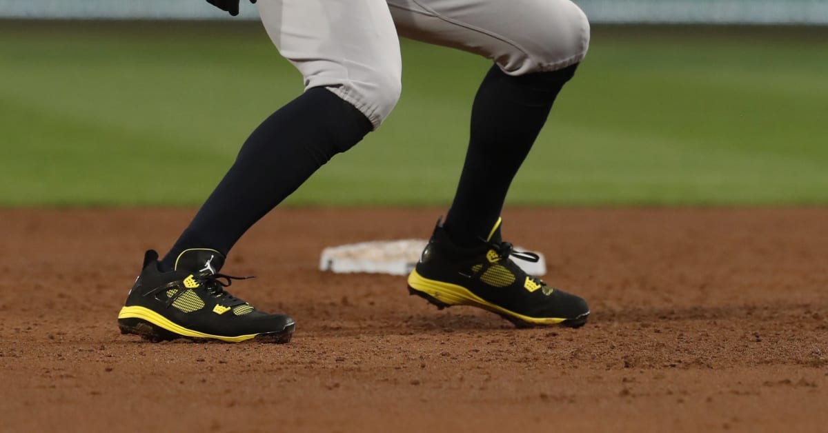 Aaron Judge Pays Tribute to Roberto Clemente With His Cleats Sports