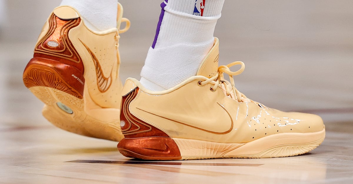 The 7 best LeBron James basketball shoes in 2023