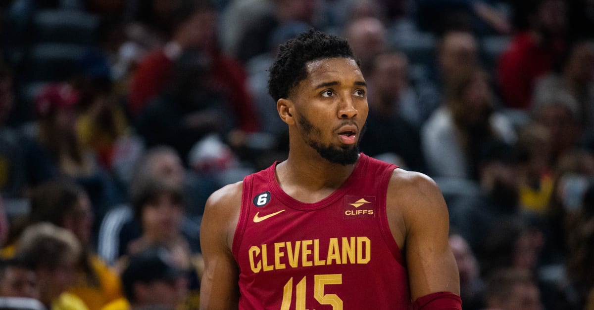 Cavaliers' Donovan Mitchell explodes for 71 points to join historic club, Cleveland Cavaliers