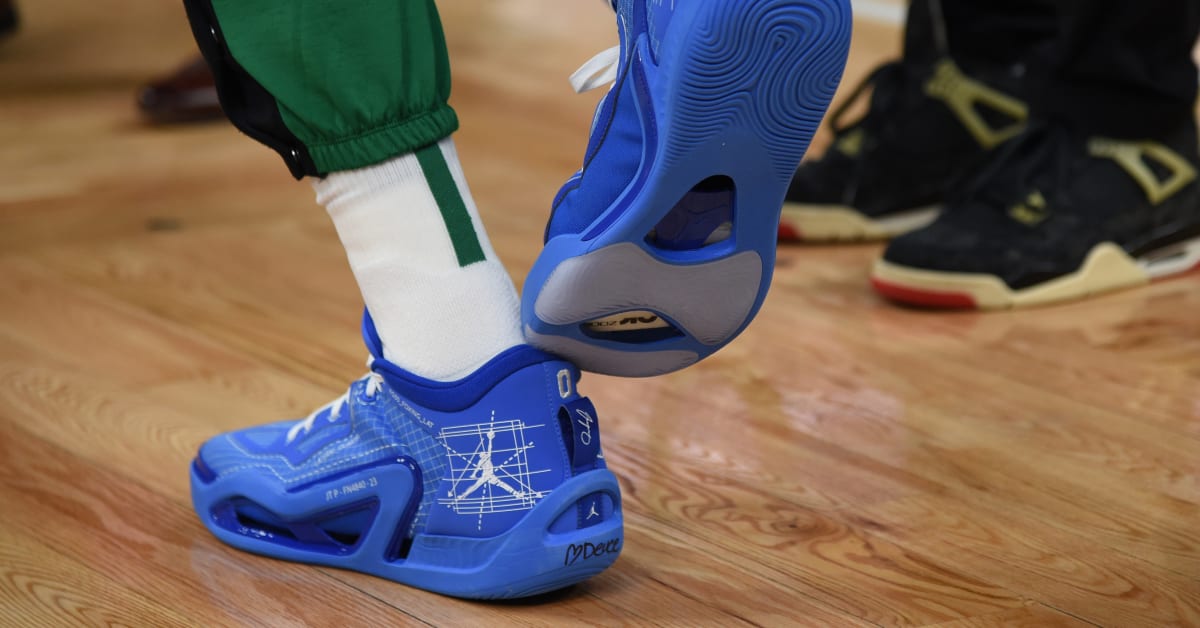 jayson tatum shoes last night