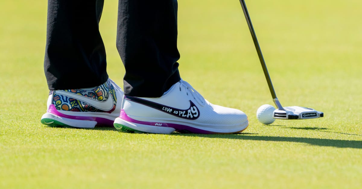 Udseende isolation svinekød Rory McIlroy Debuts Nike Air Max 1 '86 Golf Shoes at The Open - Sports  Illustrated FanNation Kicks News, Analysis and More