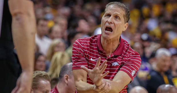 Breaking Down All 33 Fouls Called on the Razorbacks at Missouri