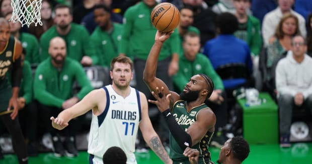 Boston Beatdown: Celtics Embarrass Mavs Despite Doncic’s Efficient Scoring