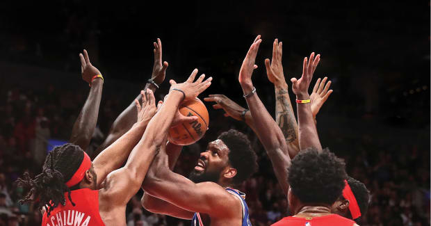 Toronto Raptors bring a beautiful weirdness to NBA Playoffs thumbnail