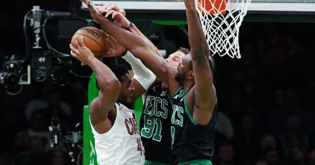 donovan mitchell dunk