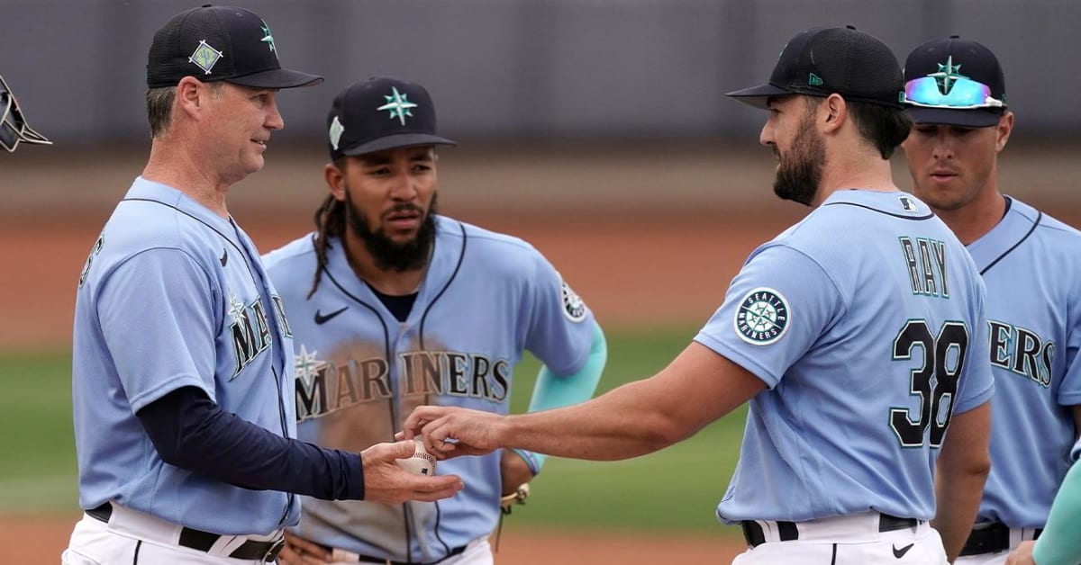 MLB over/under win totals Giants fall, while Mariners ready to rise