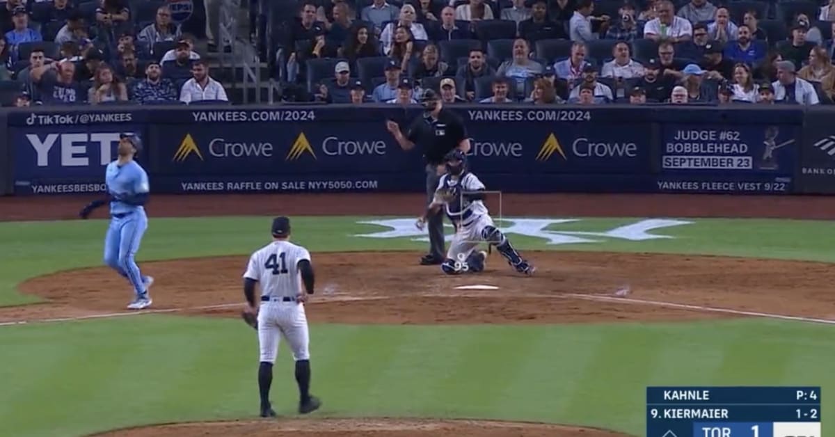 Blue Jays Announcer Had Perfect Reaction to Ump’s Laughably Bad Called