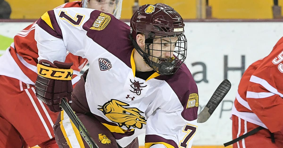 Minnesotan Adam Johnson dies following 'freak accident' in hockey game