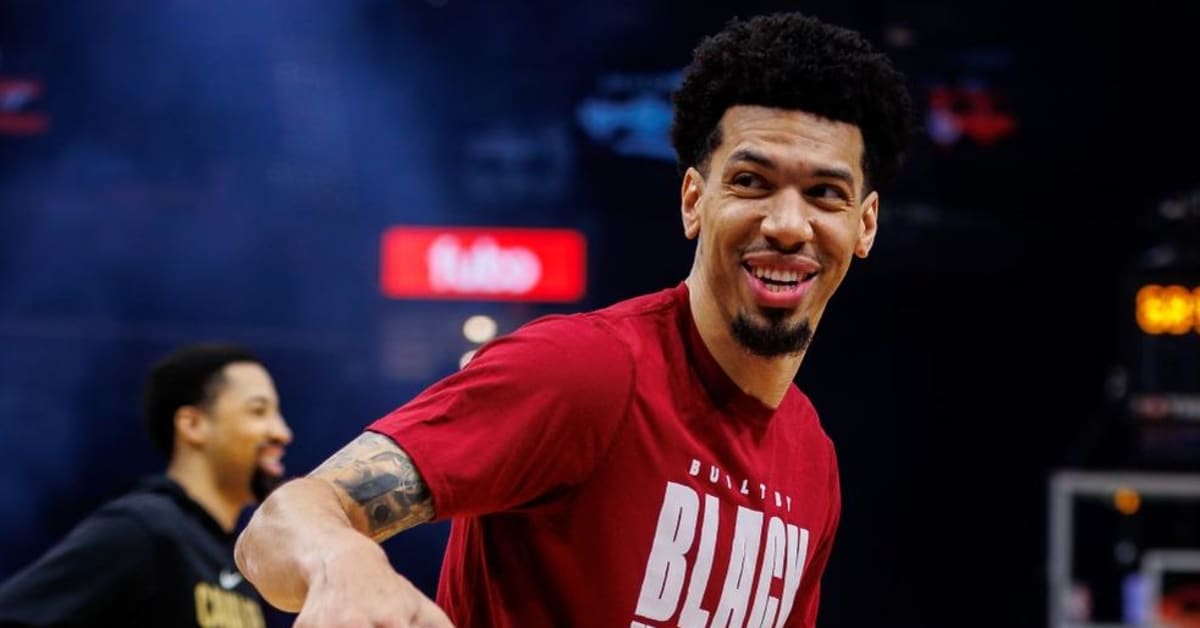 Cleveland Cavaliers down Bulls as the team signs Danny Green