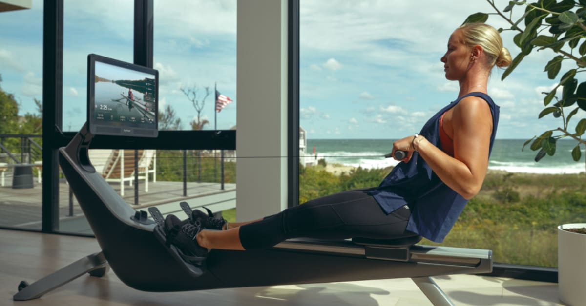 Hydrow Review 2024 Is This the Rowing Machine For You Sports Illustrated