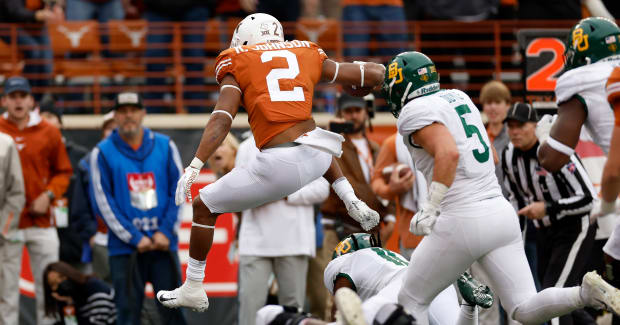 Roschon Johnson Delivers For Texas in Win Over Baylor