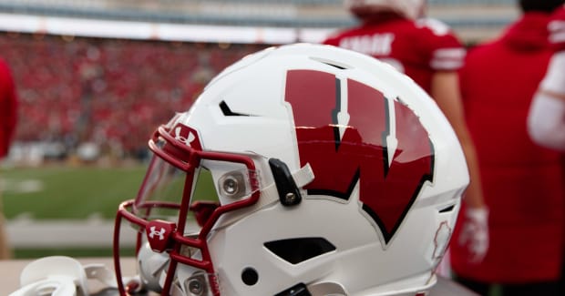 Wisconsin offers 2023 athlete Trech Kekahuna out of Hawaii