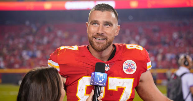See What Shoes Travis Kelce Wore Before Kansas City Cheifs Game