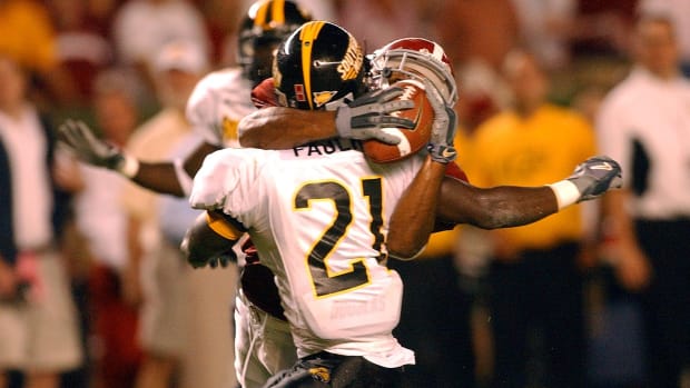Tyrone Protho's miracle catch against Southern Miss in 2005