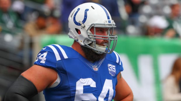 EAST RUTHERFORD, NJ - OCTOBER 14:  Indianapolis Colts offensive guard Mark Glowinski (64) prior to the National Football League Game between the New York Jets and the Indianapolis Colts on October 14, 2018 at MetLife Stadium in East Rutherford, NJ.  (Photo by Rich Graessle/Icon Sportswire via Getty Images)
