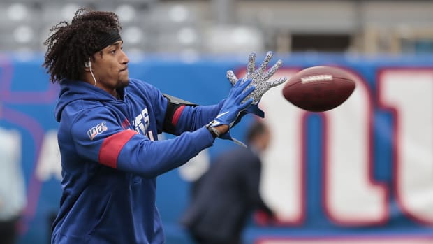 Oct 20, 2019; East Rutherford, NJ, USA; New York Giants tight end Evan Engram (88) warms up before his game against the Arizona Cardinals at MetLife Stadium.