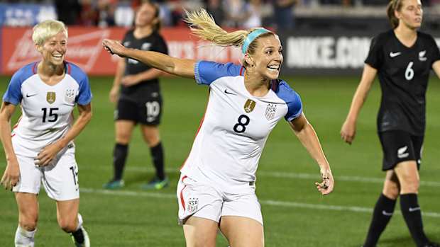 Sue Bird, Zach Ertz celebrate USWNT�s World Cup win vs