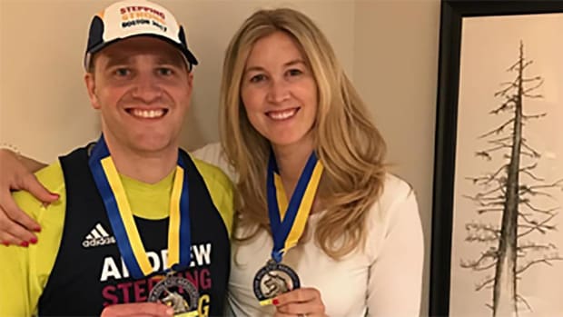 boston-marathon-runner-extra-medal-wife.png