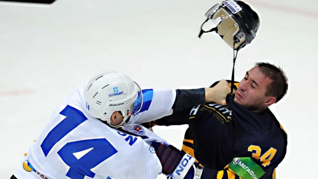 KHL-fight-Getty-Images.jpg