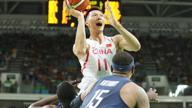 rio-olympics-usa-basketball-china-yi-jianlian.jpg