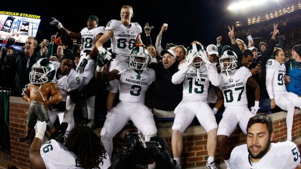 Michigan State, Michigan fans react to one of the craziest endings college football has ever witnessed