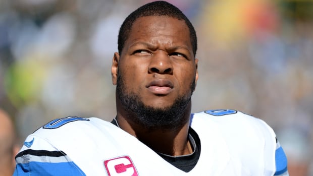 Ex-NFL player Stanley Wilson arrested while naked for the 
