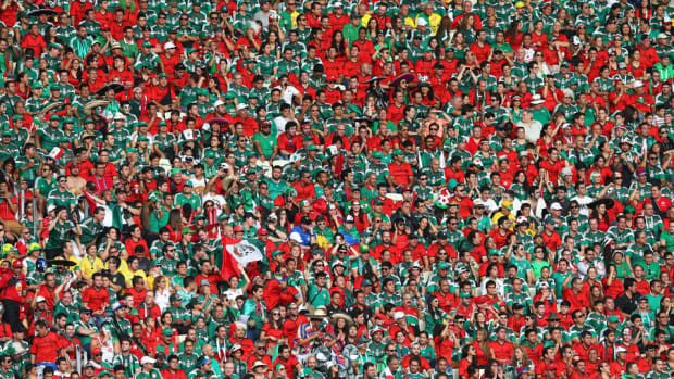 Mexico Fans Chant