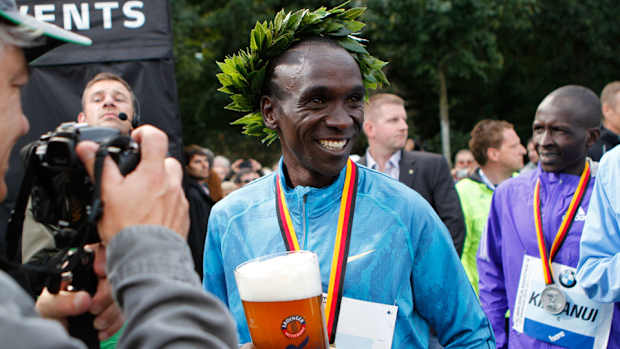 eliud-kipchoge-mare-dibaba-marathoner-of-the-year.jpg