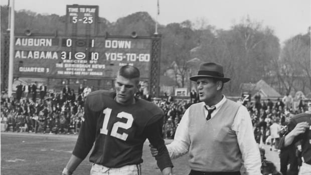 Alabama quarterback Pat Trammell and Paul "Bear" Bryant