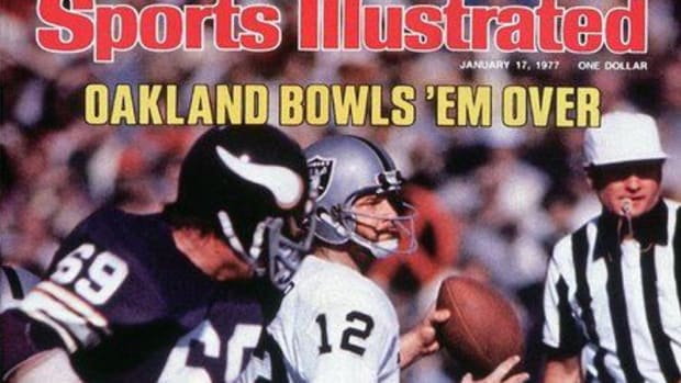 Kenny Stabler cover Sports Illustrated, Jan. 17, 1977