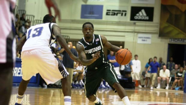 While many of the Spartans didn't play well, Kalin Lucas had a career night here in Hawaii.  Photo courtesy of Bill Marklevits.