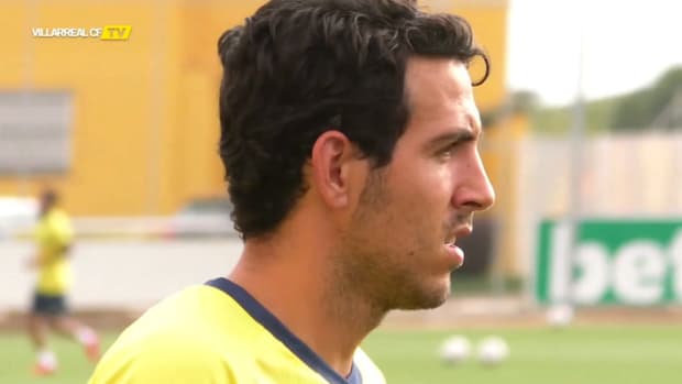 Villarreal begin training, featuring new signings Kubo, Parejo and Coquelin