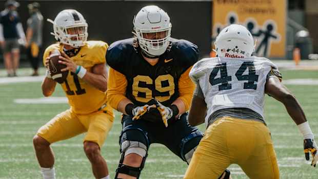 Look: First Wvu Football Depth Chart Of 2020 Season - Sports Illustrated West Virginia Mountaineers News, Analysis And More