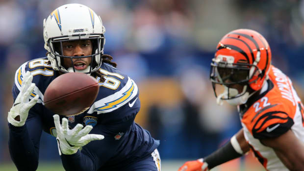 Los Angeles Chargers wide receiver Mike Williams (81) completes a catch as Cincinnati Bengals cornerback William Jackson (22) defends in the XX quarter of a Week 14 NFL football game against the Los Angeles Chargers, Sunday, Dec. 9, 2018, at StubHub Center in Carson, California. The Los Angeles Chargers won 26.21. Cincinnati Bengals At Los Angeles Chargers 12 9 2018 Week 14