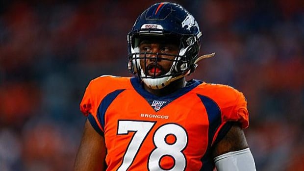 Defensive tackle Deyon Sizer #78 of the Denver Broncos in action against the Arizona Cardinals during a preseason game at Broncos Stadium at Mile High on August 29, 2019 in Denver, Colorado.