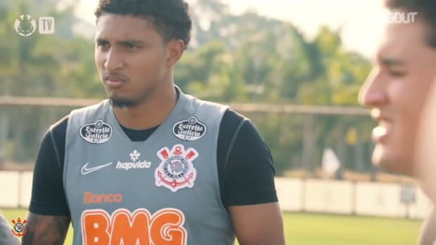 Corinthians complete the first training session of the week