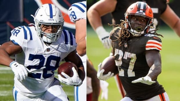 Johnathan Taylor of the Indianapolis Colts (left) and Kareem Hunt of the Cleveland Browns. Coltsbrownsrbs