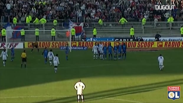 Juninho's great hat-trick vs Auxerre