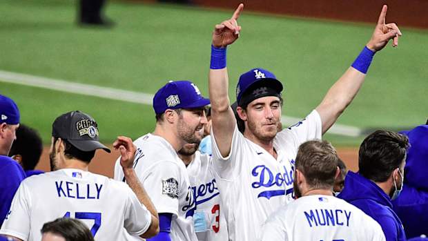 cody-bellinger-celebrates