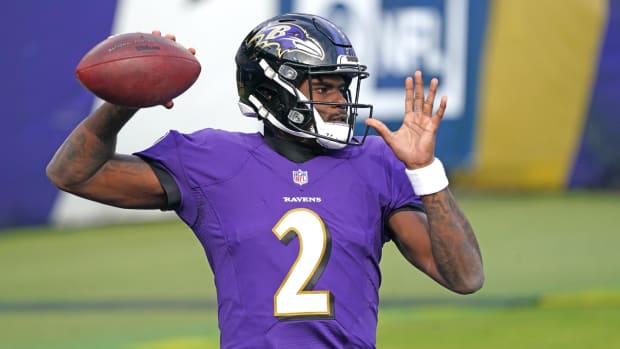Dec 20, 2020; Baltimore, Maryland, USA; Baltimore Ravens quarterback Tyler Huntley (2) warms up prior to a game against the Jacksonville Jaguars at M&T Bank Stadium.