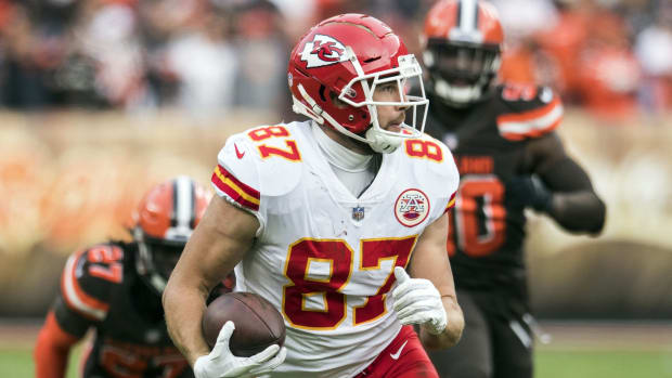 Nov 4, 2018; Cleveland, OH, USA; Kansas City Chiefs tight end Travis Kelce (87) runs with the ball after a catch during the second half against the Cleveland Browns at FirstEnergy Stadium. Mandatory Credit: Ken Blaze-USA TODAY Sports