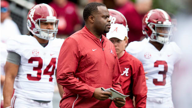Charles Huff on sidelines for Alabama in 2019