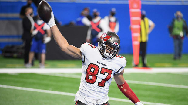 Rob Gronkowski opted to exit retirement and return to the NFL as a member of the Tampa Bay Buccaneers.